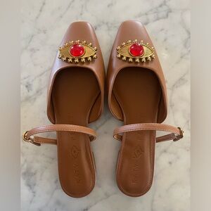 NWT Katy Perry Confident Eye Mule